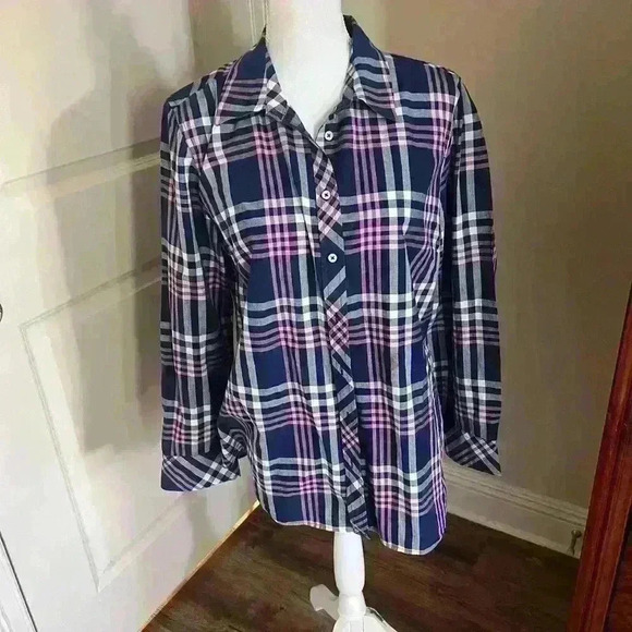 Talbots ladies long sleeve blouse Large. Worn once excellent condition. Cotton - Picture 11 of 11